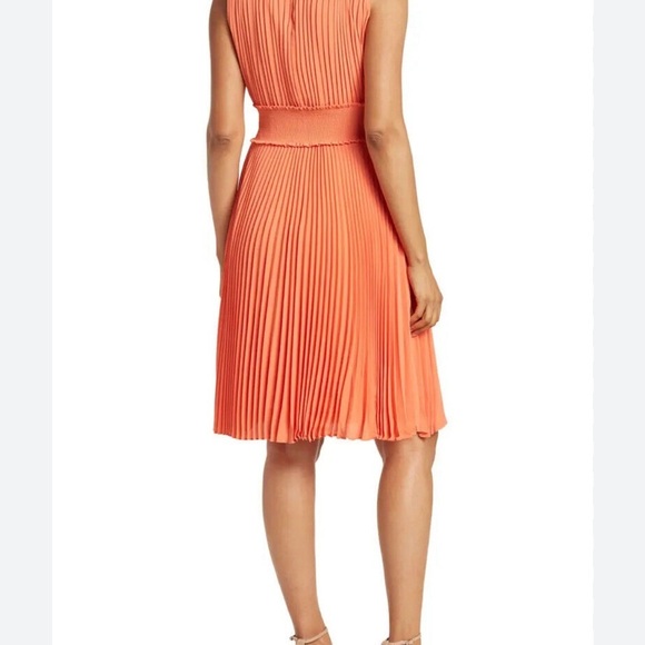 Nanette Lepore Iridescent Coral Pleated Smocked Keyhole Close Cocktail Dress 8 - Picture 8 of 12